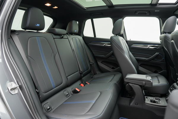 back seat bmw x2 m35 2019